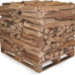 Anzündholz Aus Olivenholz Auf Palette 700 Kg – Holz Für Kamin, Grill Und Pizzerien – 100 % Olivenholz Made in Italy – Gratis 4 Säcke Olivenholz-Chips