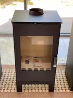 Verso Ina L: Leistungsstarker 7.5Kw Holzofen, Kaminofen Für Effizientes Heizen, Robust Und Stilvoll
